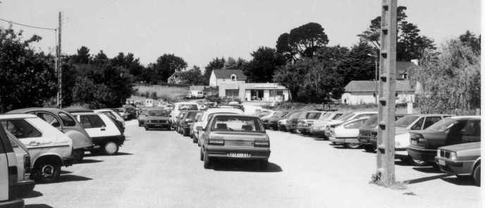 L'allée Er lannic vue du fond du parking 40 places actuel